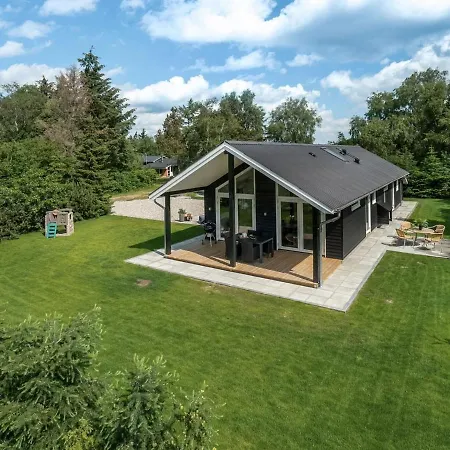 Cholena - 700m From The Sea In Ne Jutland By Interhome *
