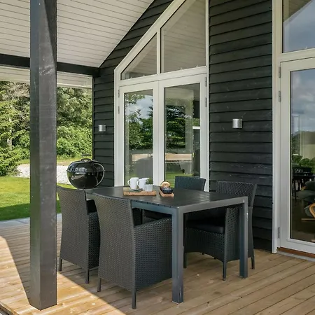 Feriehus Cholena - 700m From The Sea By Interhome