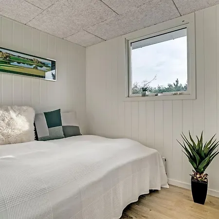 Feriehus Cholena - 700m From The Sea By Interhome